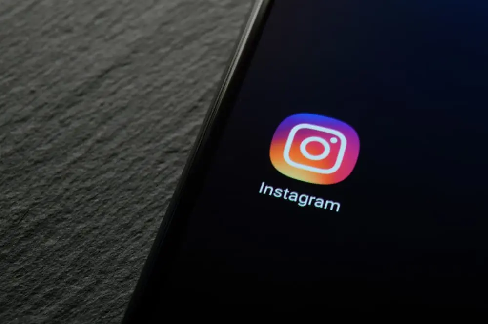 Why Is My Instagram Not Updating? - StoriesDown