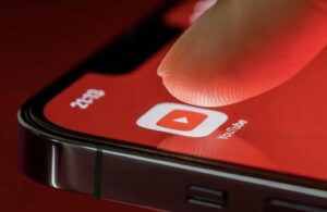 How to Play YouTube in Background on iPhone