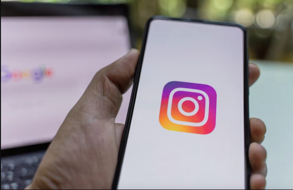 Instagram Reels vs Story: What’s the Difference
